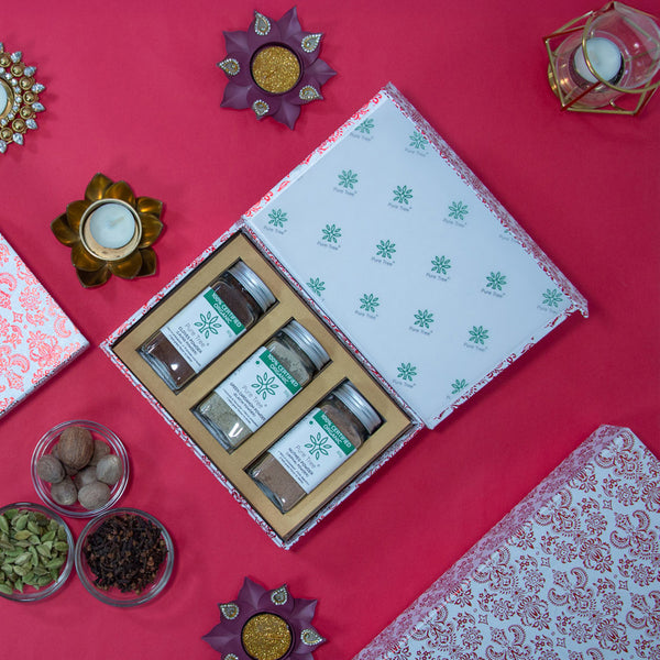Organic Premium Gift Hamper with Cloves, Green Cardamom, Nutmeg Gift Box in Beautiful Red & White Mandana Printed Gift Box