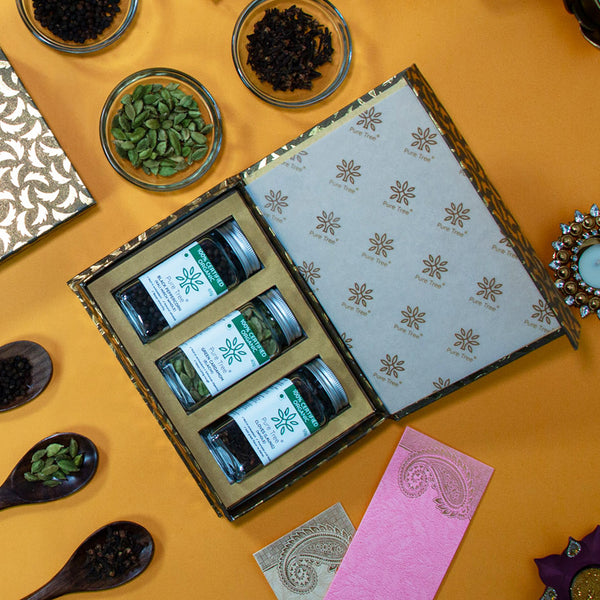 Organic Premium Gift Hamper with Cloves, Green Cardamom, Black Peppercorn Gift Box in Beautiful Golden Petals Printed Gift Box
