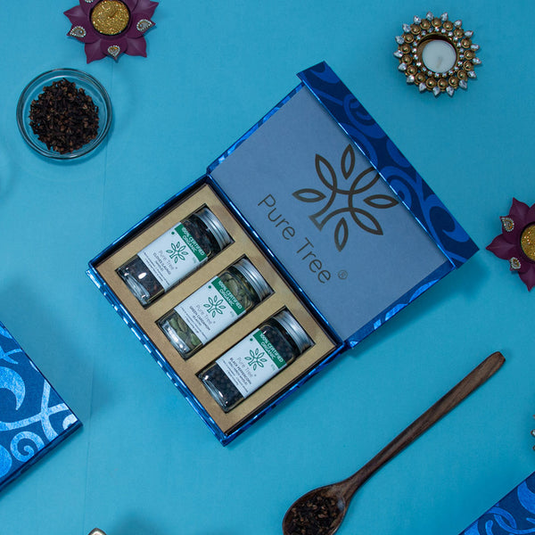 Organic Premium Gift Hamper with Cloves, Green Cardamom, Black Peppercorn Gift Box in Beautiful Blue Spiral Curls Printed Gift Box